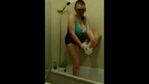 swimsuit-shower_13.jpg